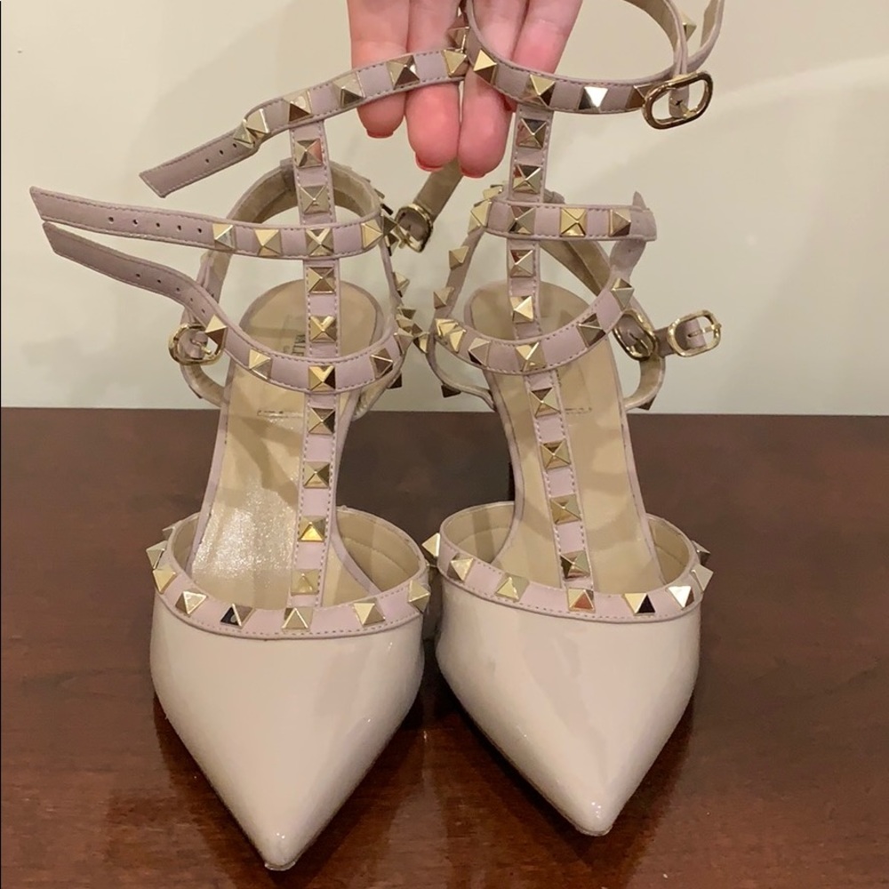 Nude Valentino strappy heels